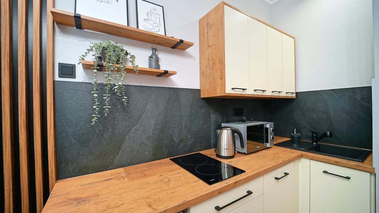 Apartmán Everysky - Obroncow Pokoju 1d *